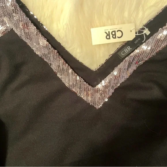 Soft sweater with silver sequins XL NWT - Picture 3 of 5